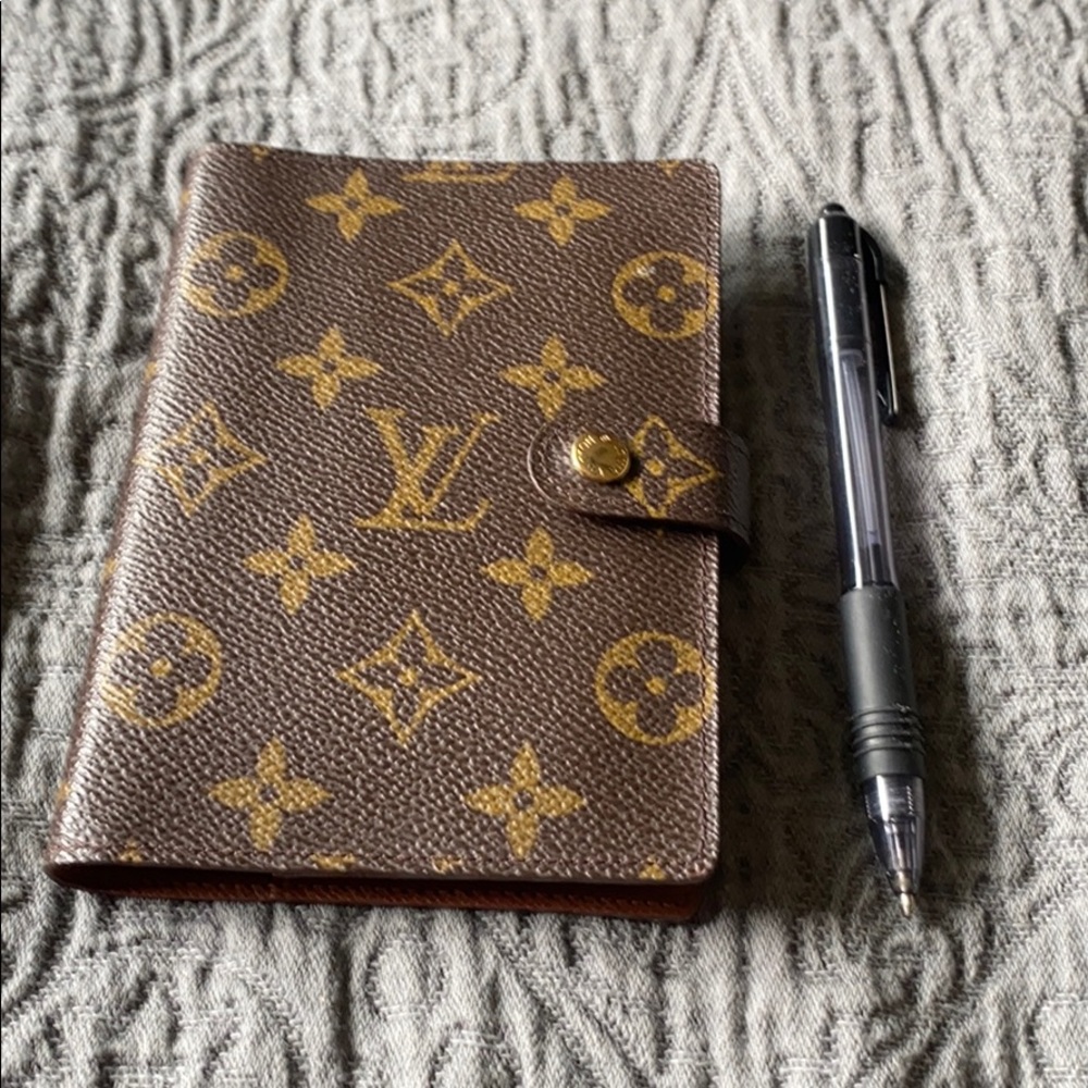 💯 Authentic Louis Vuitton agenda